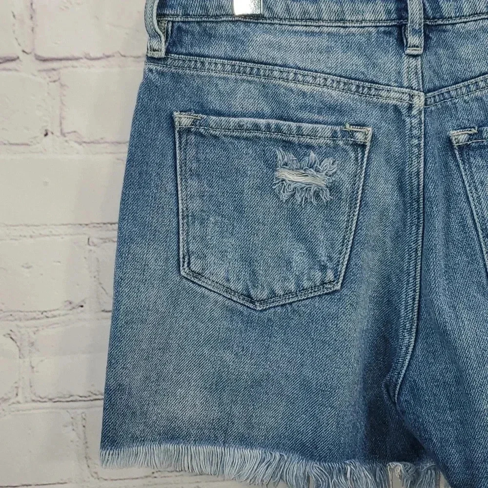 KanCan Medium Stone Wash Denim Shorts Size 7/27 - Picture 5 of 11